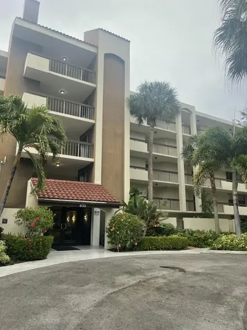 955 Egret Circle Delray Beach FL 33444