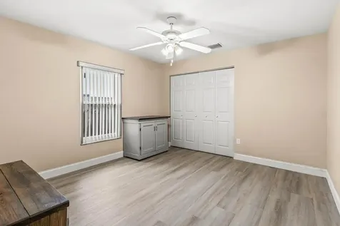 1501 N Palmway Lake Worth Beach FL 33460
