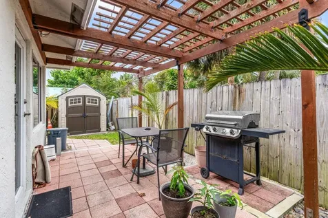 1501 N Palmway Lake Worth Beach FL 33460