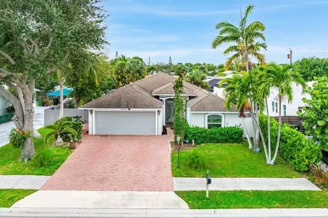 1501 N Palmway Lake Worth Beach FL 33460