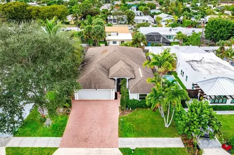 1501 N Palmway Lake Worth Beach FL 33460