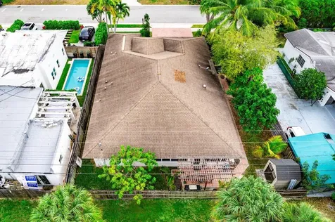 1501 N Palmway Lake Worth Beach FL 33460