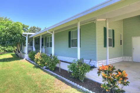 1068 Wren Circle Barefoot Bay FL 32976