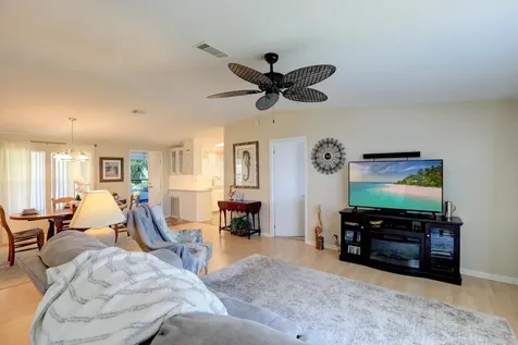 1068 Wren Circle Barefoot Bay FL 32976