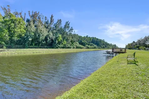 78 Mayfair Lane Boynton Beach FL 33426