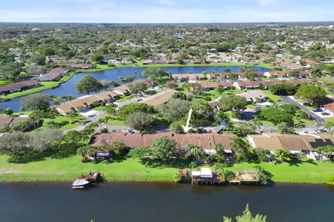 78 Mayfair Lane Boynton Beach FL 33426