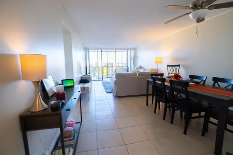 4 Royal Palm Way Boca Raton FL 33432
