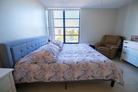 4 Royal Palm Way Boca Raton FL 33432