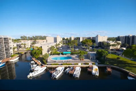 4 Royal Palm Way Boca Raton FL 33432