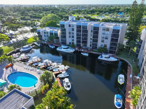 4 Royal Palm Way Boca Raton FL 33432