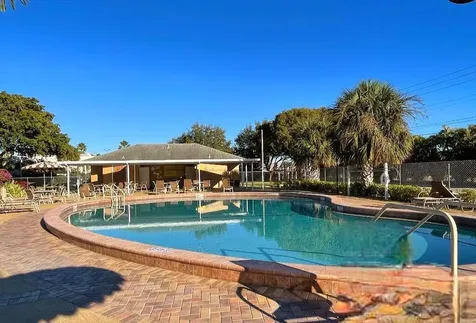 127 Southampton B West Palm Beach FL 33417