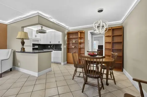 127 Southampton B West Palm Beach FL 33417