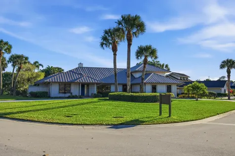 5061 Se Burning Tree Circle Stuart FL 34997