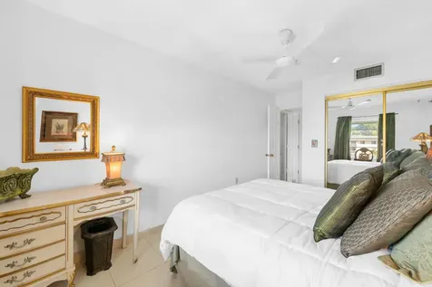 5180 E Sabal Palm Boulevard Tamarac FL 33319