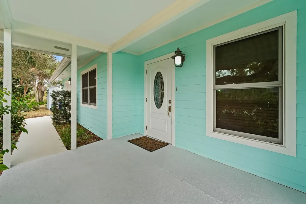 5345 Se 52nd Avenue Stuart FL 34997