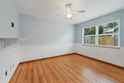 5345 Se 52nd Avenue Stuart FL 34997