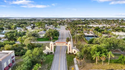 5345 Se 52nd Avenue Stuart FL 34997