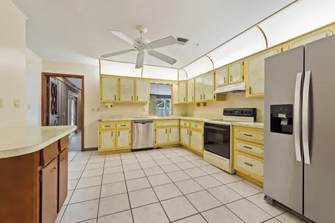 5345 Se 52nd Avenue Stuart FL 34997