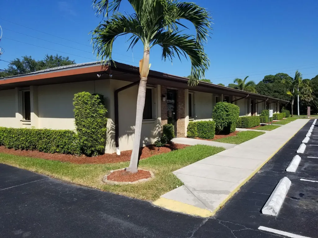 1805 S 25th Street Fort Pierce FL 34947