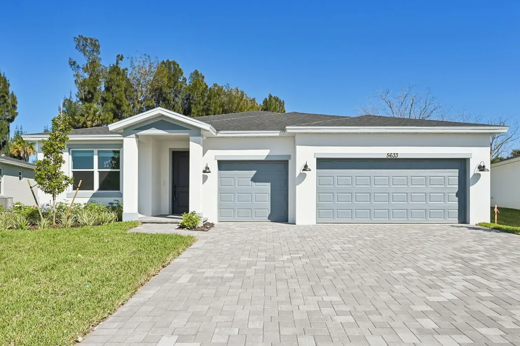 5633 Hampton Park Circle Vero Beach FL 32966