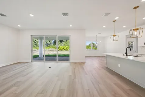 5633 Hampton Park Circle Vero Beach FL 32966