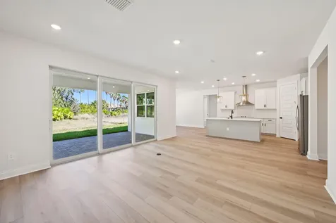 5633 Hampton Park Circle Vero Beach FL 32966