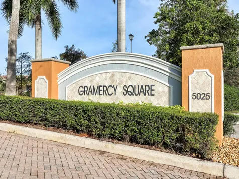 102 E Astor Circle Delray Beach FL 33484