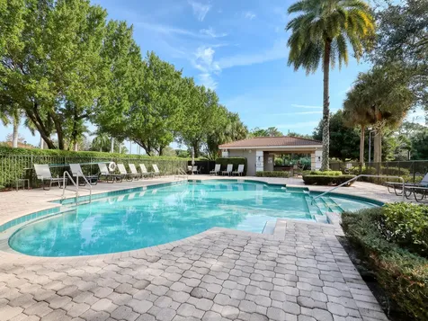 102 E Astor Circle Delray Beach FL 33484