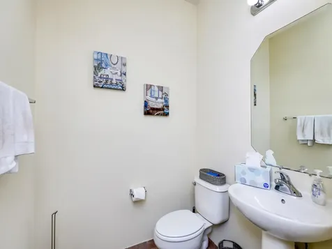 102 E Astor Circle Delray Beach FL 33484