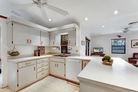 1059 Wynndale Way Lantana FL 33462