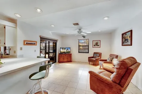 1059 Wynndale Way Lantana FL 33462