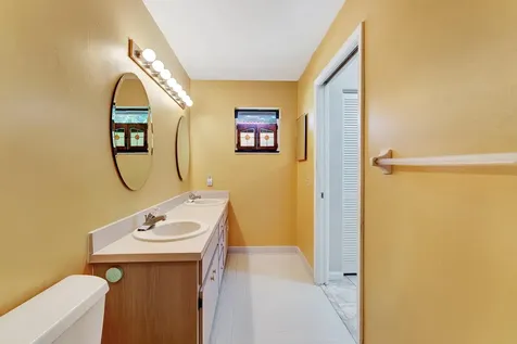 1059 Wynndale Way Lantana FL 33462