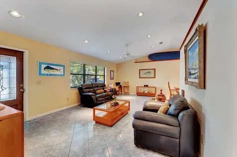 1059 Wynndale Way Lantana FL 33462
