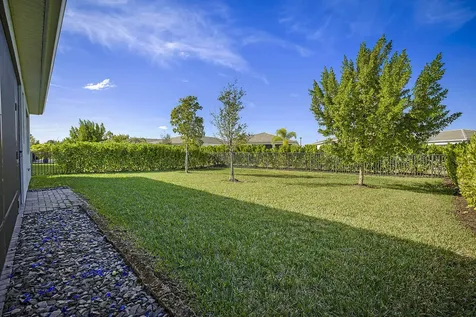 9833 Sw Isabelline Drive Port Saint Lucie FL 34987