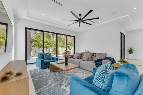 239 Ne 11th Street Delray Beach FL 33444