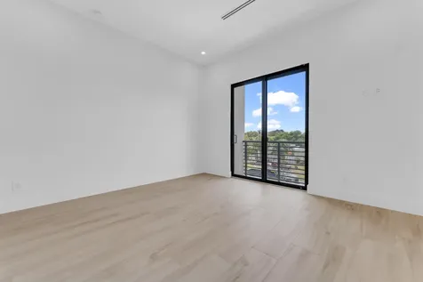 239 Ne 11th Street Delray Beach FL 33444