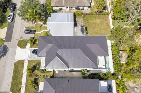 239 Ne 11th Street Delray Beach FL 33444