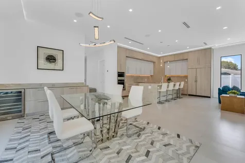239 Ne 11th Street Delray Beach FL 33444
