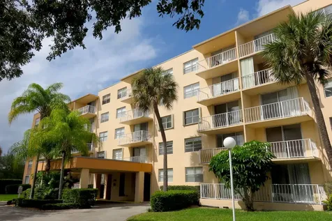 470 Executive Center Drive West Palm Beach FL 33401
