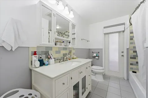 940 Sw 69th Avenue Plantation FL 33317