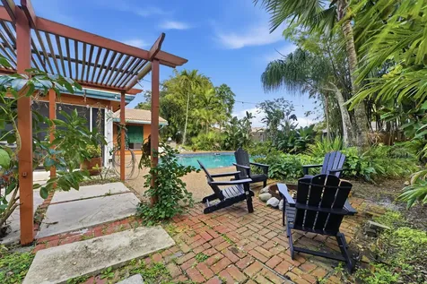 940 Sw 69th Avenue Plantation FL 33317
