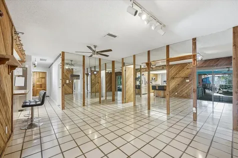 940 Sw 69th Avenue Plantation FL 33317