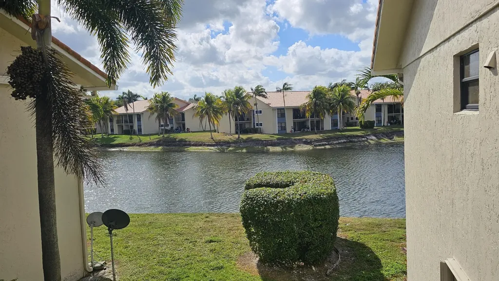 1517 Lake Crystal Drive West Palm Beach FL 33411