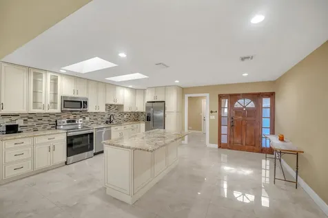 9044 Villa Portofino Circle Boca Raton FL 33496