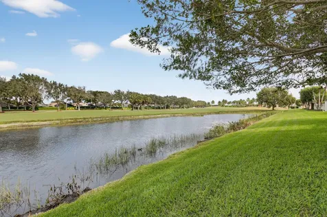7325 Haviland Circle Boynton Beach FL 33437