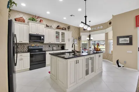 7325 Haviland Circle Boynton Beach FL 33437