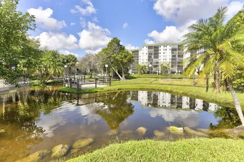 2851 S Palm Aire Drive Pompano Beach FL 33069