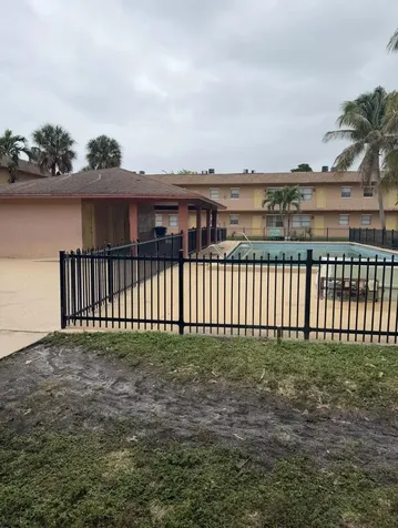 101 NE 41st Street Oakland Park FL 33334