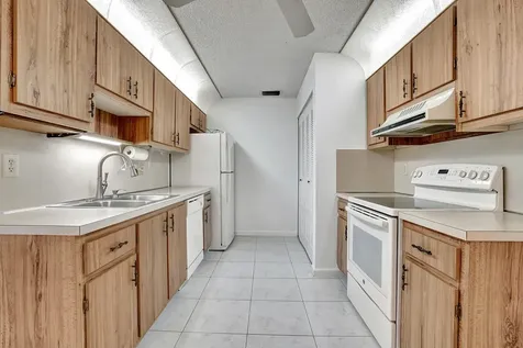 3438 Theo Way West Palm Beach FL 33417