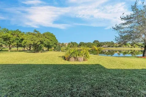 112 Ibisca Terrace Royal Palm Beach FL 33411